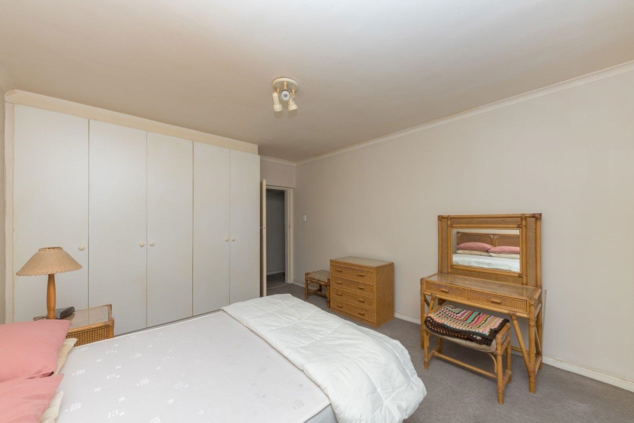 2 Bedroom Property for Sale in Green Point Western Cape